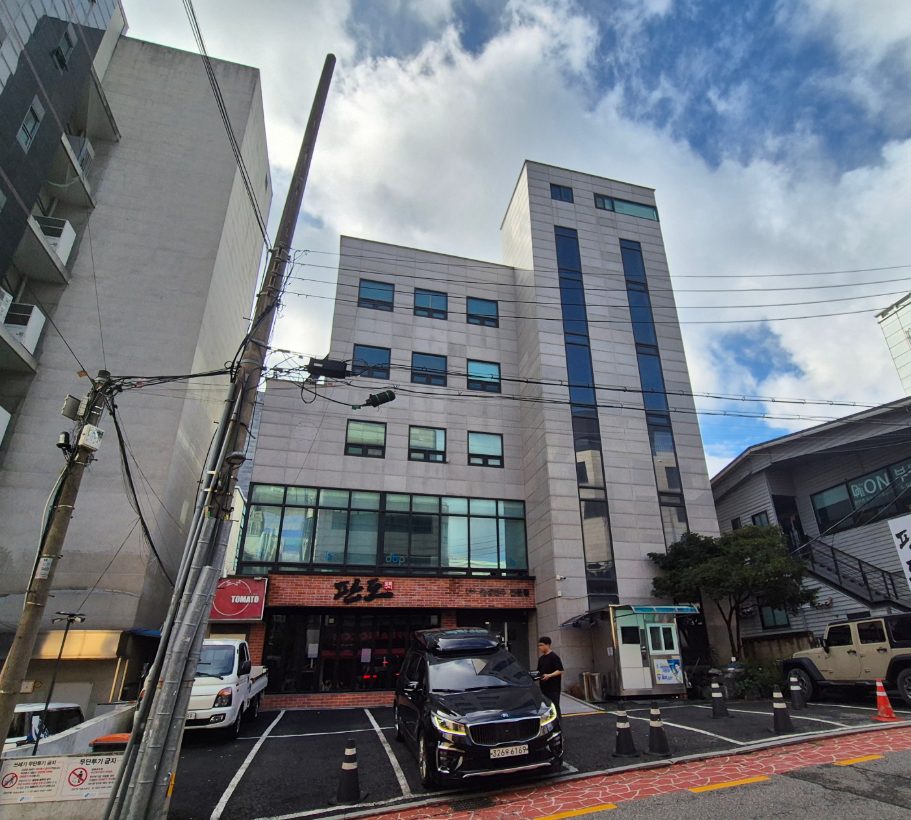 서울특별시 강남구 논현동 건물