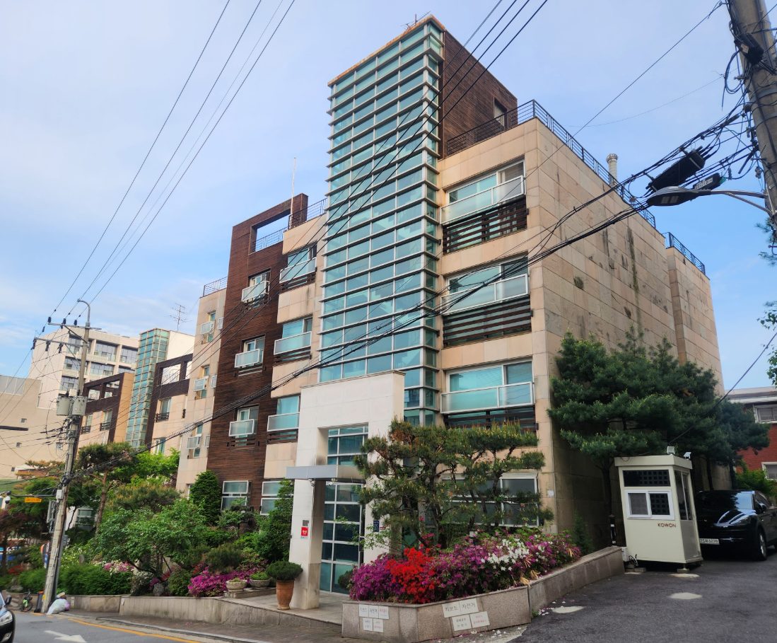 서울특별시 강남구 논현동 건물