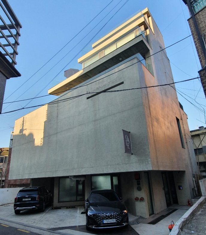 서울특별시 강남구 신사동 건물