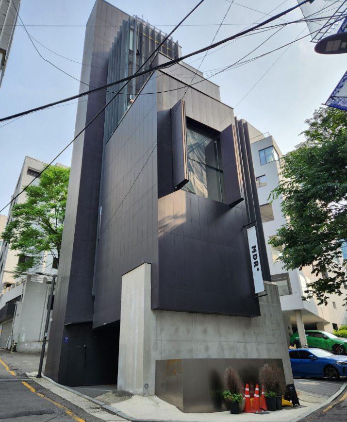 서울특별시 강남구 신사동 건물